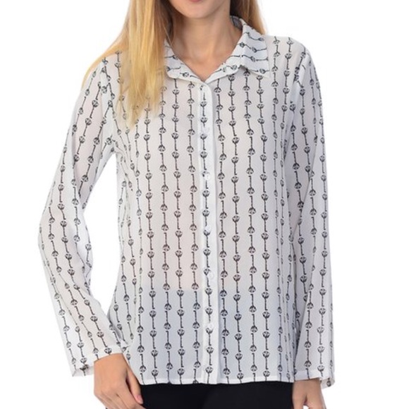 Fun Key Print Button Down Top Size Medium - Picture 1 of 7